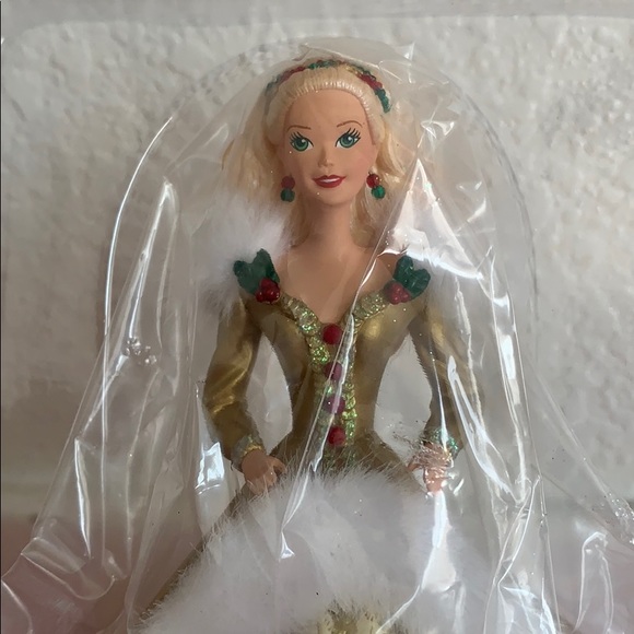 ‘95 Hallmark Happy Holidays Barbie Stocking Hanger - Picture 3 of 16